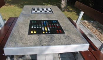 Betoninis žaidimų stalas